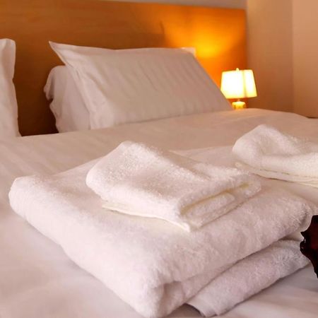 Beautiful And Lovely Apartment Тирана Екстер'єр фото