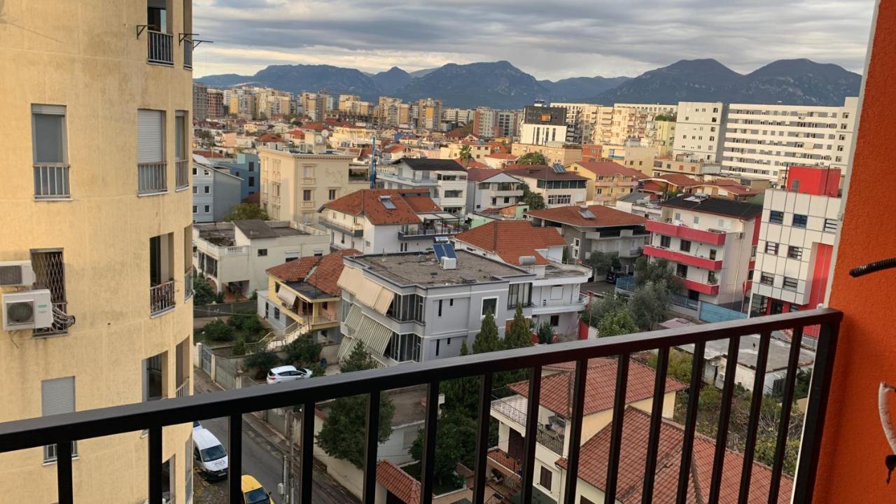 Beautiful And Lovely Apartment Тирана Екстер'єр фото