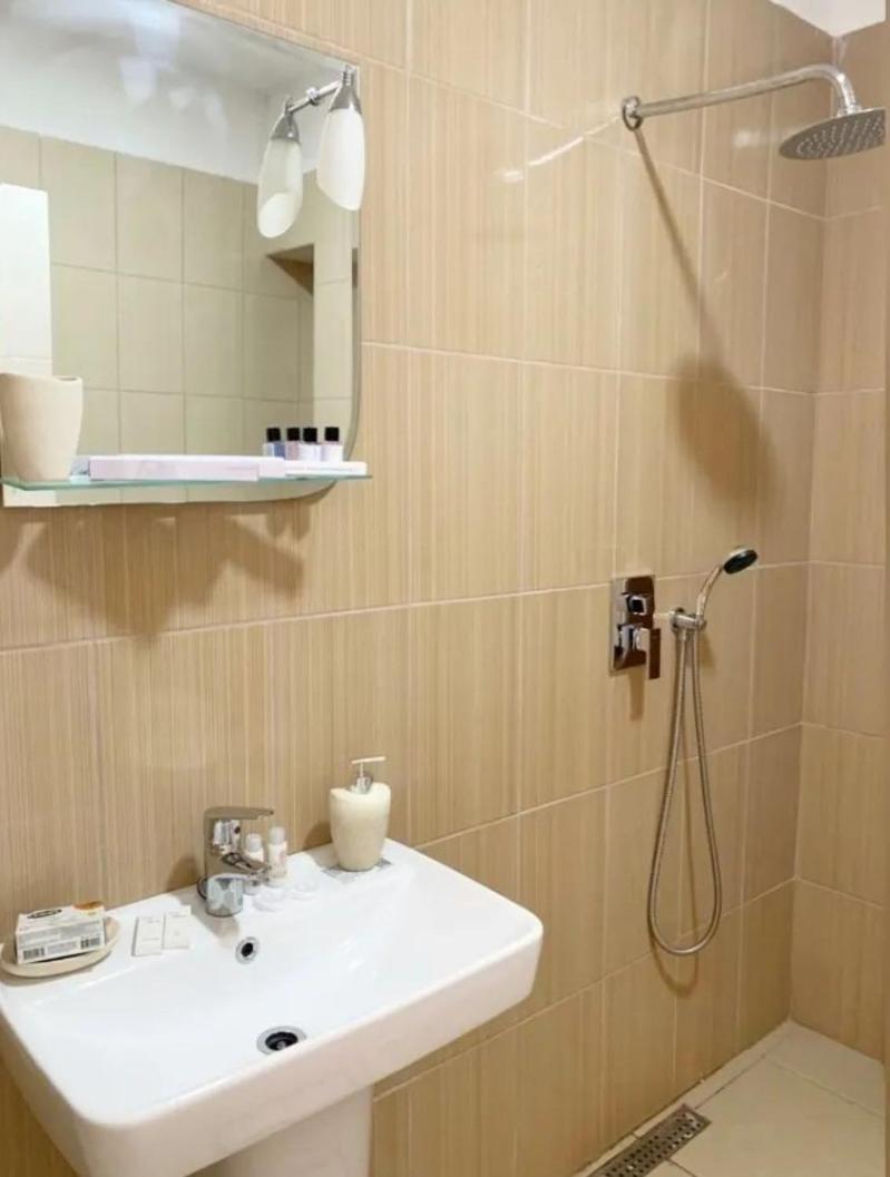 Beautiful And Lovely Apartment Тирана Екстер'єр фото