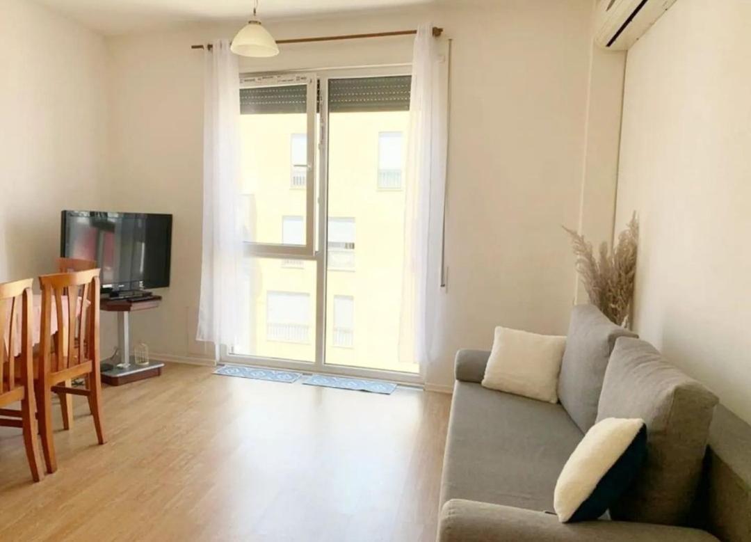 Beautiful And Lovely Apartment Тирана Екстер'єр фото